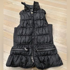 Burberry Brit quilted vest, size S